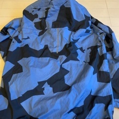 ニューバランス　メンズ　ナイロン上着の画像