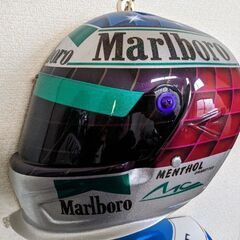 ヘルメット型　壁掛けインテリア　ロゴ入りの画像