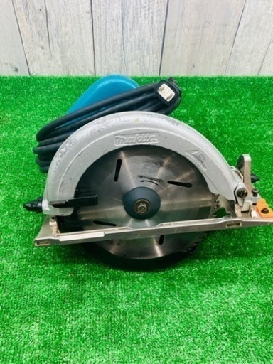 中古品● マキタ　7型造作用精密丸ノコ　5814BA