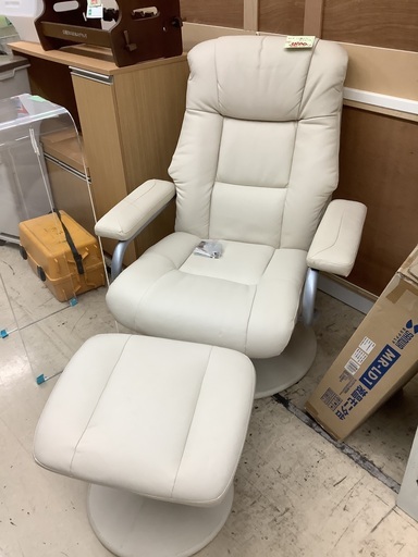 カインズ 1人掛け ソファ オットマン付 管C230126AK (ベストバイ 静岡県袋井市)