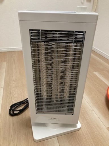 【美品】電気ストーブ　カーボンヒーター