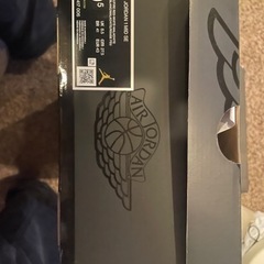 ジョーダン1 ミッドSEクリスマス　27.5の画像