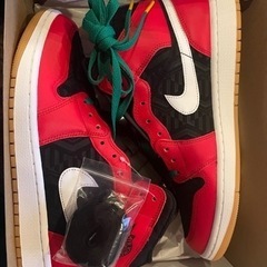 ジョーダン1 ミッドSEクリスマス　27.5の画像