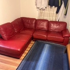 【ニトリ】定価10万 3人掛けL字ソファー 本革 レッド　