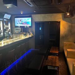 BARスタッフ募集！高時給も狙えます♪