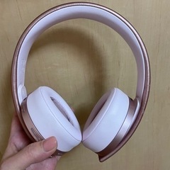 ワイヤレスサラウンドヘッドセット ローズ・ゴールド【値下げ中】の画像