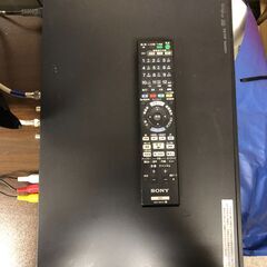 大容量1000GB(1TB)HDD内蔵　2番組同時録画(W録)　SONY　BDZ-AT900　ダブルデジタルハイビジョンチューナー内蔵HDD搭載ブルーレイディスク/DVDレコーダー　HDMI接続対応　リモコン付属　中古品の画像