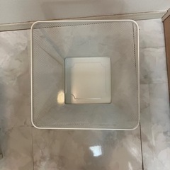 ゴミ箱の画像