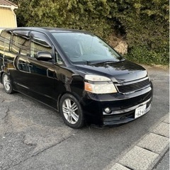 トヨタ ヴォクシー 2005