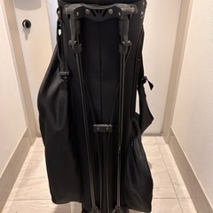 ゴルフ　キャディバック　テーラーメイド　黒の画像