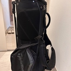 ゴルフ　キャディバック　テーラーメイド　黒の画像