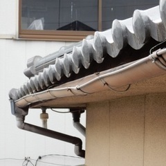 雨樋、屋根瓦、雨漏れ、外壁塗装塗装などお請け致します