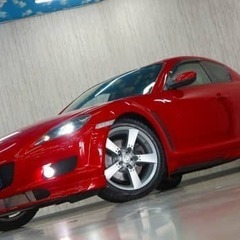 真っ赤なスポーツカーはいかがでしょうかの画像