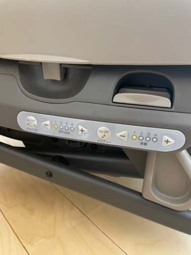 Combi 電動 ハイローチェア