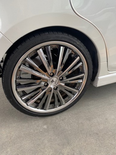 再入荷しました 軽自動車17インチ！クレンツェ マジス