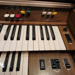 ヤマハ　エレクトーン 椅子付きの画像