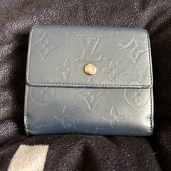 ルイビトン三つ折り、財布