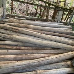 木材（薪になります）取引中の画像