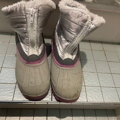 ほとんど履いてない靴の画像
