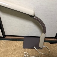 【ほぼ未使用】デスク用ライト