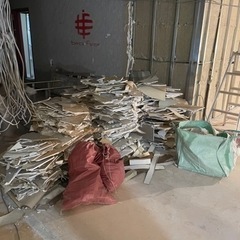 週払いOK！南越谷、八潮、足立区、葛飾区の方必見！解体現場の簡単な掃除、片付け、搬出！！の画像