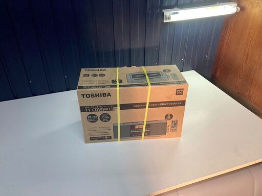 【取引中】TOSHIBA CDラジカセ シルバー TY-CDW990-S ラジオ · CDプレーヤー · カセットテープ
