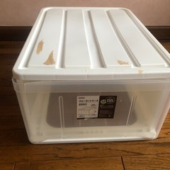 椅子二脚　クローゼットケースの画像