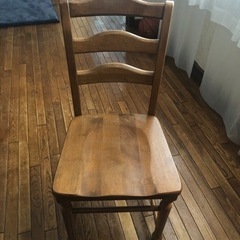 椅子二脚　クローゼットケースの画像