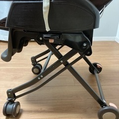 アップリカ　ハイローチェア　手動の画像
