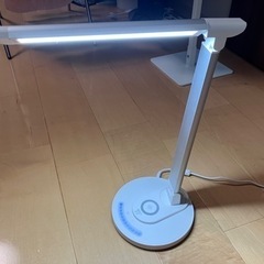 【決定しました】デスクライト