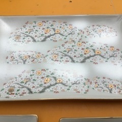 中古　食器　プレート　四角　桜柄　の画像