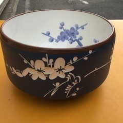 中古　菓子鉢　瀬戸焼　東泉窯　光月作梅彫