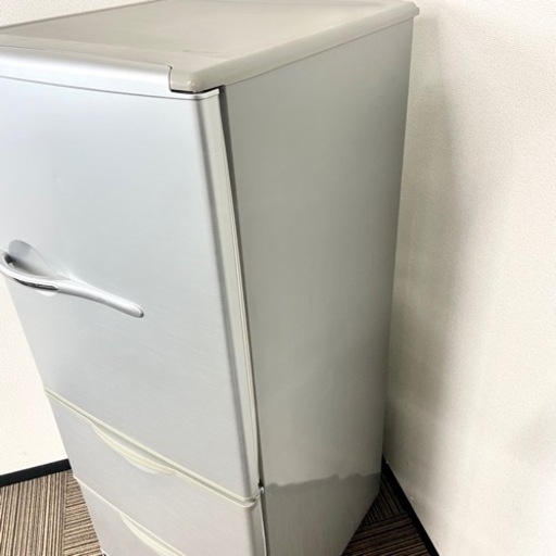 激安‼️12年製 255L AQUA 3ドア冷蔵庫AQR-261A(S)?