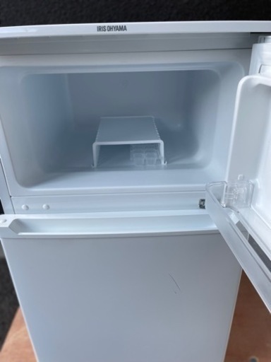 【受渡終了】アイリスオーヤマ　2ドア　冷凍冷蔵庫　90L IRR-A09TW-W 2019年製　