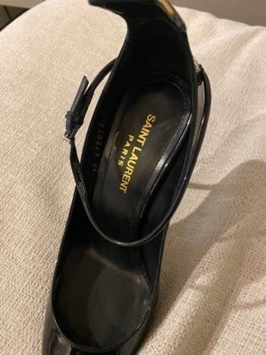 【YVES SAINT LAURENT】ストラップヒールパンプス Yves Saint Laurent〗ストラップ付き パンプス