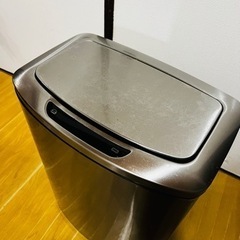 ゴミ箱　45L 非接触式　ステンレス