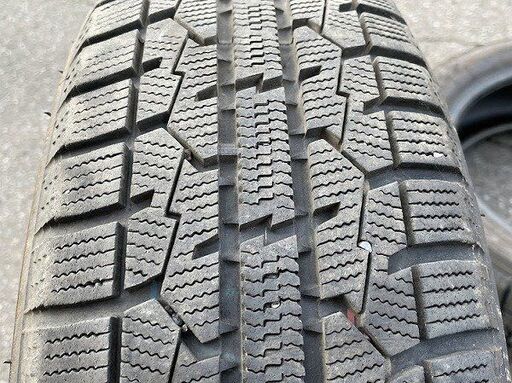 【苫小牧バナナ】TOYO/トーヨー スタッドレスタイヤ GARIT GIZ 175/60R16 82Q 18年製 冬タイヤ 溝あり 4