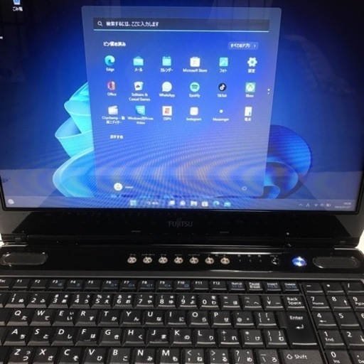 FUJITSU LIFE book 　Windows11 pro　corei3 値下げ