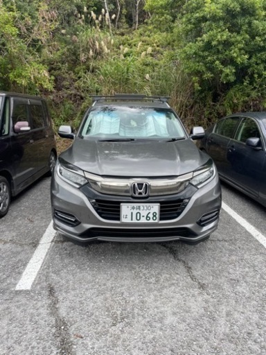 ベゼル　メタリックグレー　ルーフキャリア付き