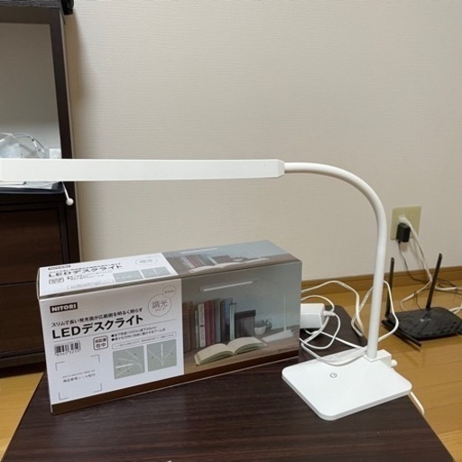 ニトリLEDデスクライト販売‼️