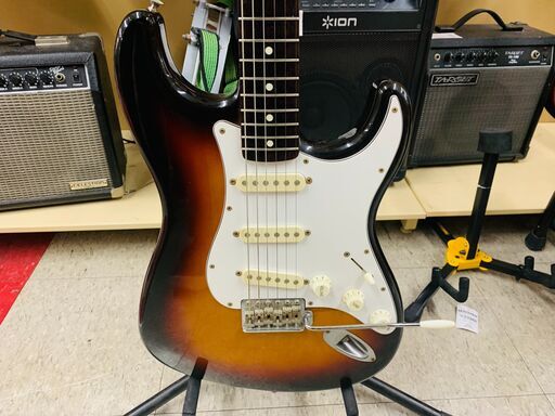 FERNANDES(フェルナンデス）エレキギター　REVIVAL