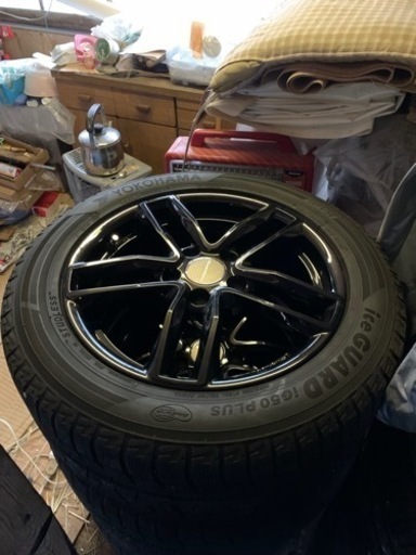 スタッドレスタイヤ