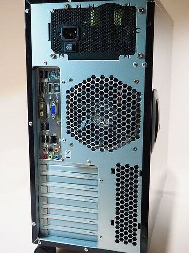 【苫小牧バナナ】ジャンク品 Antec 自作デスクトップPC i5 2400 3.10GHz メモリ8GB SSD256GB windows10 キャスター付き 現状渡し♪