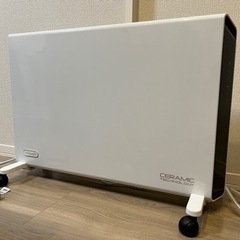 デロンギ】コンベクターヒーター(2022年11月購入)