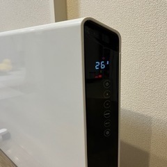 【美品】デロンギ　コンベクターヒーター Amazon | デロンギ DeLonghi コンベクターヒーター 8～10畳まで