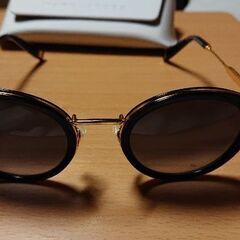 MARC JACOBSサングラスの画像