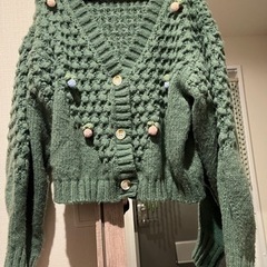 いちご付きカーディガン