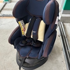 アップリカ　フラディア グロウ isofix 360 ネイビー　...