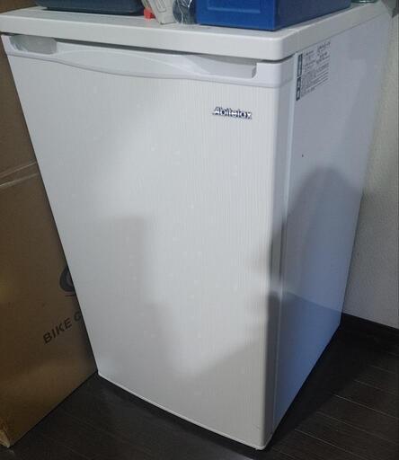 【千葉市の方と商談中】1ドア直冷式冷凍庫 ACF-110E