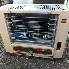 古い石油ストーブ